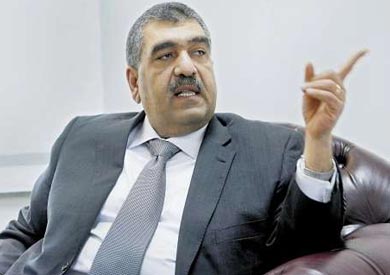 وزير قطاع الأعمال العام الدكتور أشرف الشرقاوي