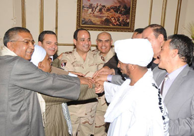 السيسي خلال استقبال وفد الفلاحين مساء أمس الأول