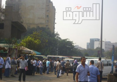 سميرة إبراهيم وغادة كمال أمام وزارة الدفاع