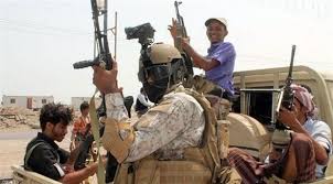 ناشطون سوريون: قصف واشتباكات بريف دير الزور الشرقي والغربي