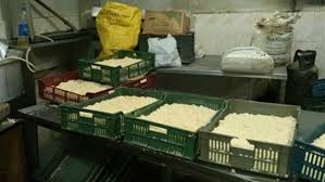 ضبط مصنع لإنتاج الجبن الرومي يعمل بدون ترخيص بالشرقية
