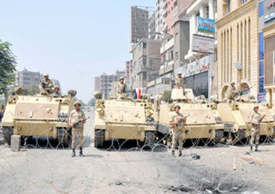 قوات الجيش تغلق ميدان التحرير - أرشيفية
