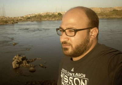 الناشط حسن مصطفى
