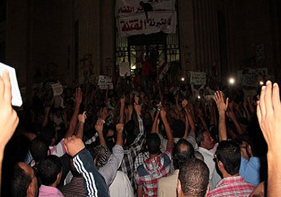 تظاهر امام دار القضاء