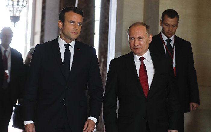 بوتين وماكرون يبحثان هاتفيا الأوضاع في الغوطة الشرقية السورية