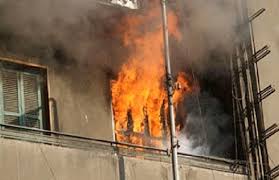 إخماد حريق هائل ببولاق أبو العلا دون إصابات.. وانهيار جزئي للعقار