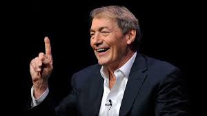 تعليق عمل المذيع تشارلي روز بعد اتهامات بالتحرش بـ8 سيدات