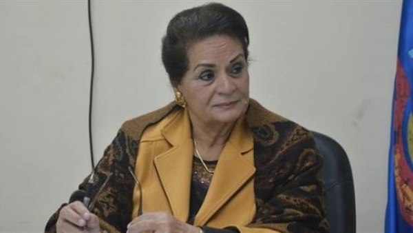 محافظ البحيرة نادية عبده