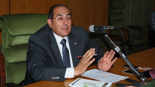 الدكتور أيمن عبد المنعم، محافظ سوهاج