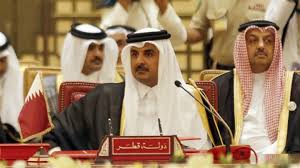 صحيفة كويتية: أمير قطر يشارك فى القمة العربية بالرياض