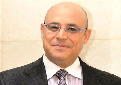 الدكتور سمير محمود، أستاذ الإعلام بجامعة السلطان قابوس