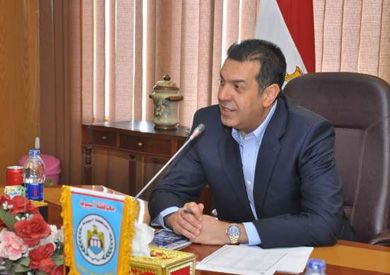 المهندس ياسر الدسوقي محافظ أسيوط