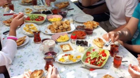 7 عادات غذائية خاطئة احذر منها فى رمضان