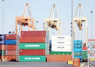 واردات مصر تنخفض 2.8 مليار دولار قبل تنفيذ قرارات «التجارة» بـ«تقييد الاستيراد»