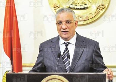 الدكتور أحمد زكي بدر