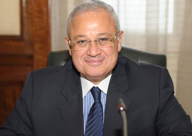 هشام زعزوع وزير السياحة ارشيفية