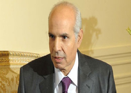 الدكتور محمود عيسى وزير الصناعة والتجارة