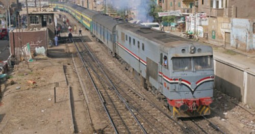 انطلاق أول قطار متجه لـ الوجه القبلى بعد توقف 3 شهور