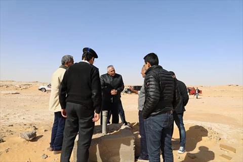 محافظ الوادى الجديد يتفقد مفيض توشكي