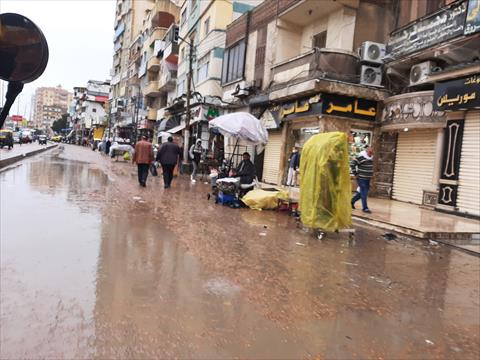 سقوط أمطار غزيرة بشكل مفاجئ في بورسعيد - بوابة الشروق - نسخة الموبايل