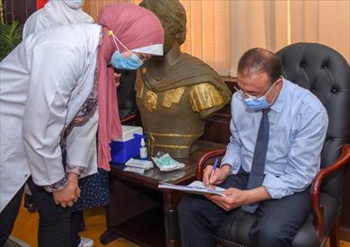 محافظ الاسكندرية