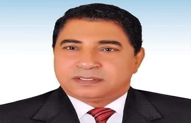 أحمد العيادى نقيب محامين قنا