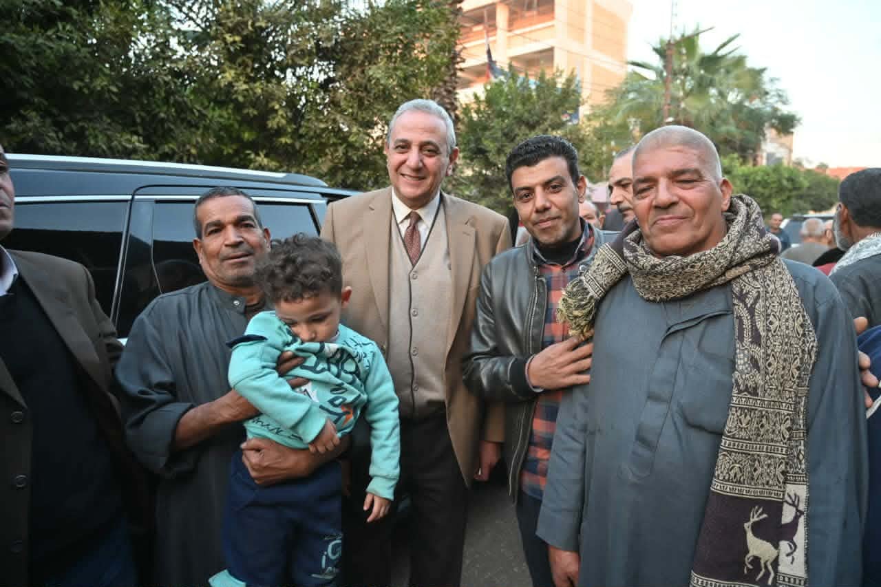 انتخابات مجلس النواب 2025.. محافظ الغربية يواصل متابعته لجولة الإعادة في السنطة 