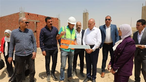 محافظ القاهرة يتفقد الأعمال الإنشائية الجارية لتنفيذ مشروع شلتر الكلاب الضالة 