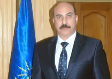أشرف عطية محافظ أسوان