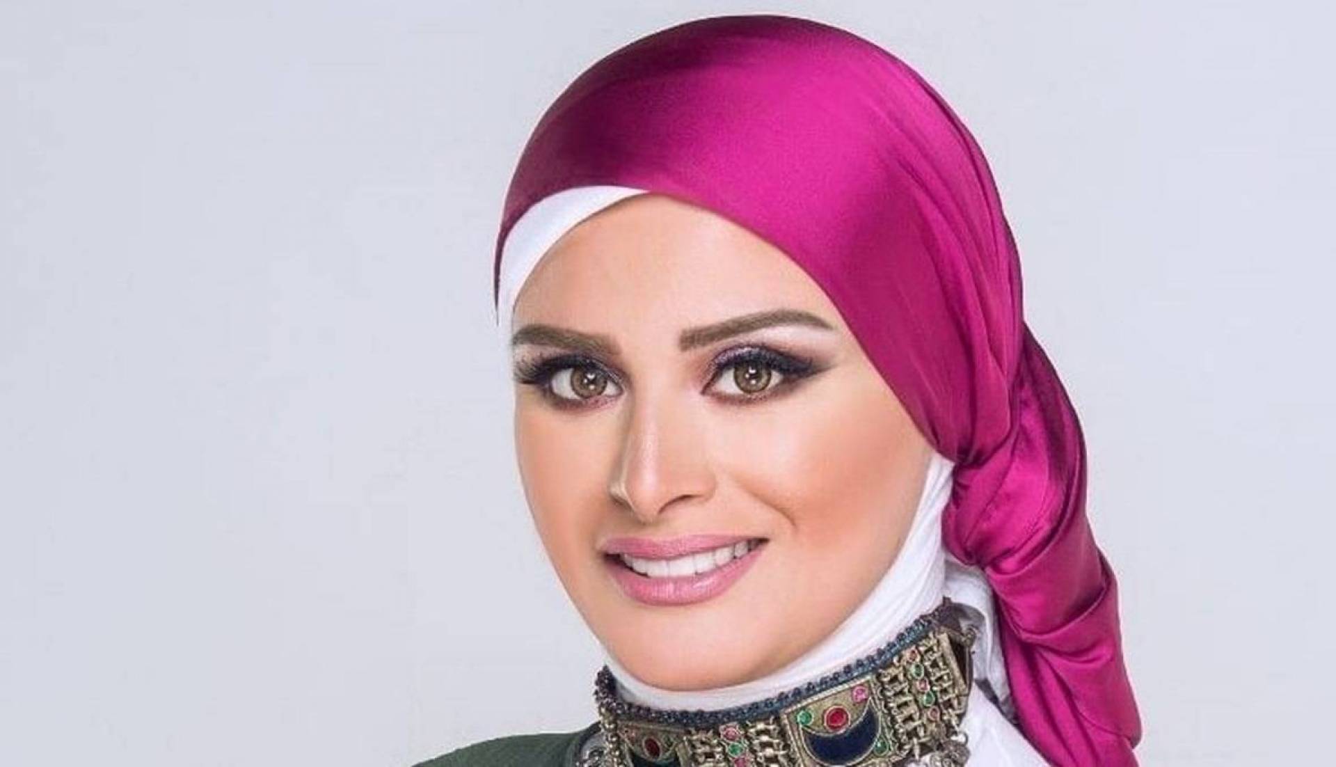الإعلامية لمياء فهمي