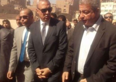 عبد العزيز و الهجان يتفقدان «المنشآت الرياضية» بقنا