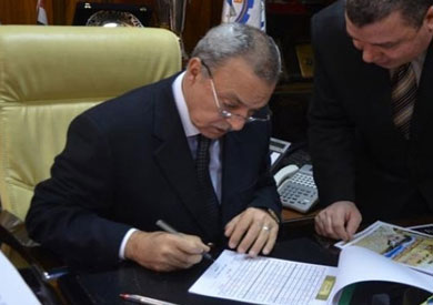 عبد الحميد الهجان - محافظ قنا