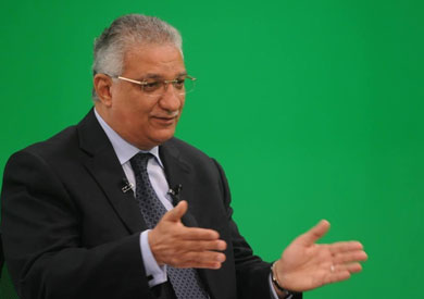 الدكتور أحمد زكي بدر وزير التنمية المحلية