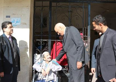 اللواء أحمد الهياتمي محافظ السويس بجولة مفاجئة