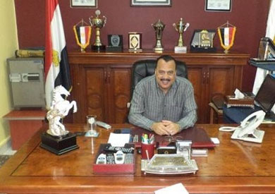 رئيس شركة مياه الشرب والصرف الصحي بقنا اللواء هاني محمود حمدي