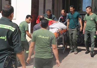 نقل «مسعف العريش» المصاب بالرصاص للعلاج في القاهرة