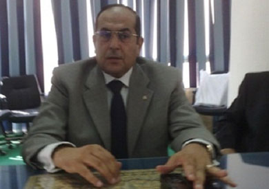 الدكتور أيمن عبد المنعم محافظ سوهاج