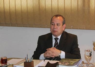 الدكتور إسماعيل عبدالحميد طه محافظ دمياط