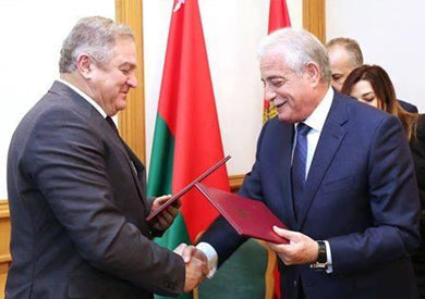 محافظ جنوب سيناء يوقع اتفاقية تأخى مع وزير الشباب والسياحة ببلا روسيا