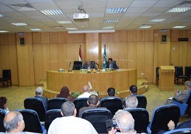 وفد الامانة العامه لمجلس الوزراء فى المنيا