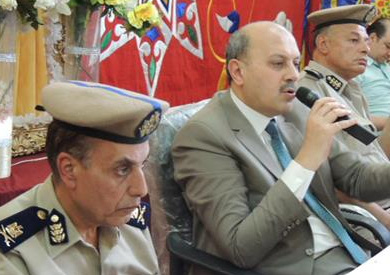 اجتماع مدير امكن المنيا بالضباط والافراد