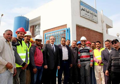 محافظ بنى سويف يتفقد محطتى رفع الصرف الصحي بقريتي بني عفان وبني بخيت