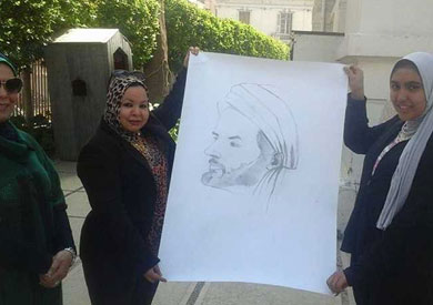 رسم لوحات فنية لعلماء المسلمين فى ورشة بالمتحف القومى بالإسكندرية