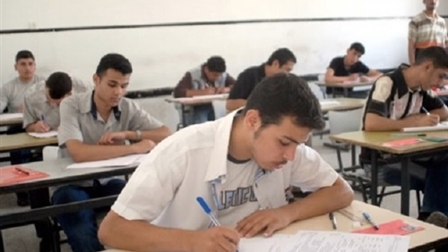 هل ينخفض الحد الأدنى للقبول بالصف الأول الثانوى العام ؟