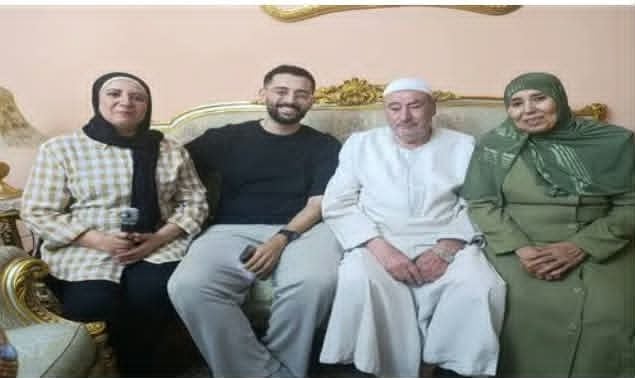 أسرة إبراهيم مصطفى الرابع جمهوريا بالثانوية العامة شعبة علمي رياضة