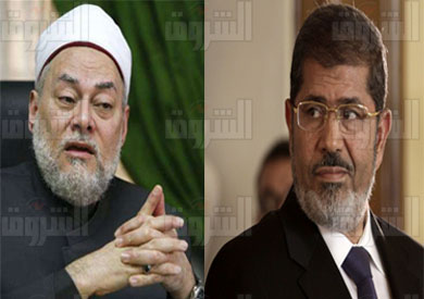 الرئيس المعزول محمد مرسي و الدكتور علي جمعة، مفتي الديار المصرية السابق