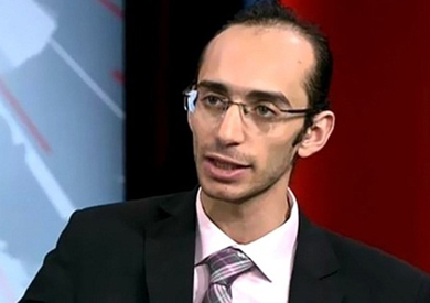 محمد عبد العزيز عضو المجلس القومى لحقوق الإنسان