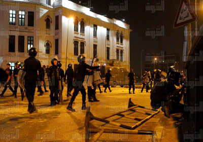 كر وفر بين قوات الأمن ومؤيدي مرسي بميدان رمسيس