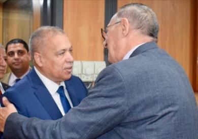 رئيس النيابة الإدارية يهنئ رئيس قضايا الدولة