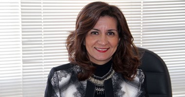 السفيرة نبيلة مكرم وزيرة الدولة للهجرة وشؤون المصريين بالخارج